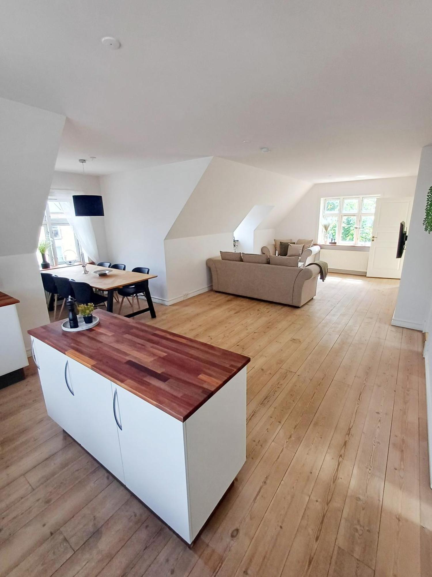 Grand Luxury Apartment In The Center Of Hoerring 히링 외부 사진